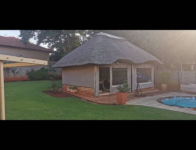 3 BEDROOM FREESTANDING FOR SALE IN SAFARI GARDENS